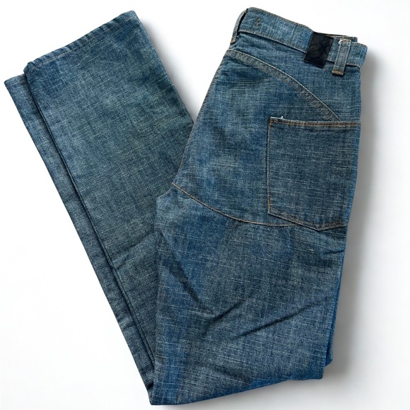 Gianfranco Ferre Denim - GF Ferré Italian-Made Straight Leg Jeans Size 26 / IT 40 Dark Wash Designer
